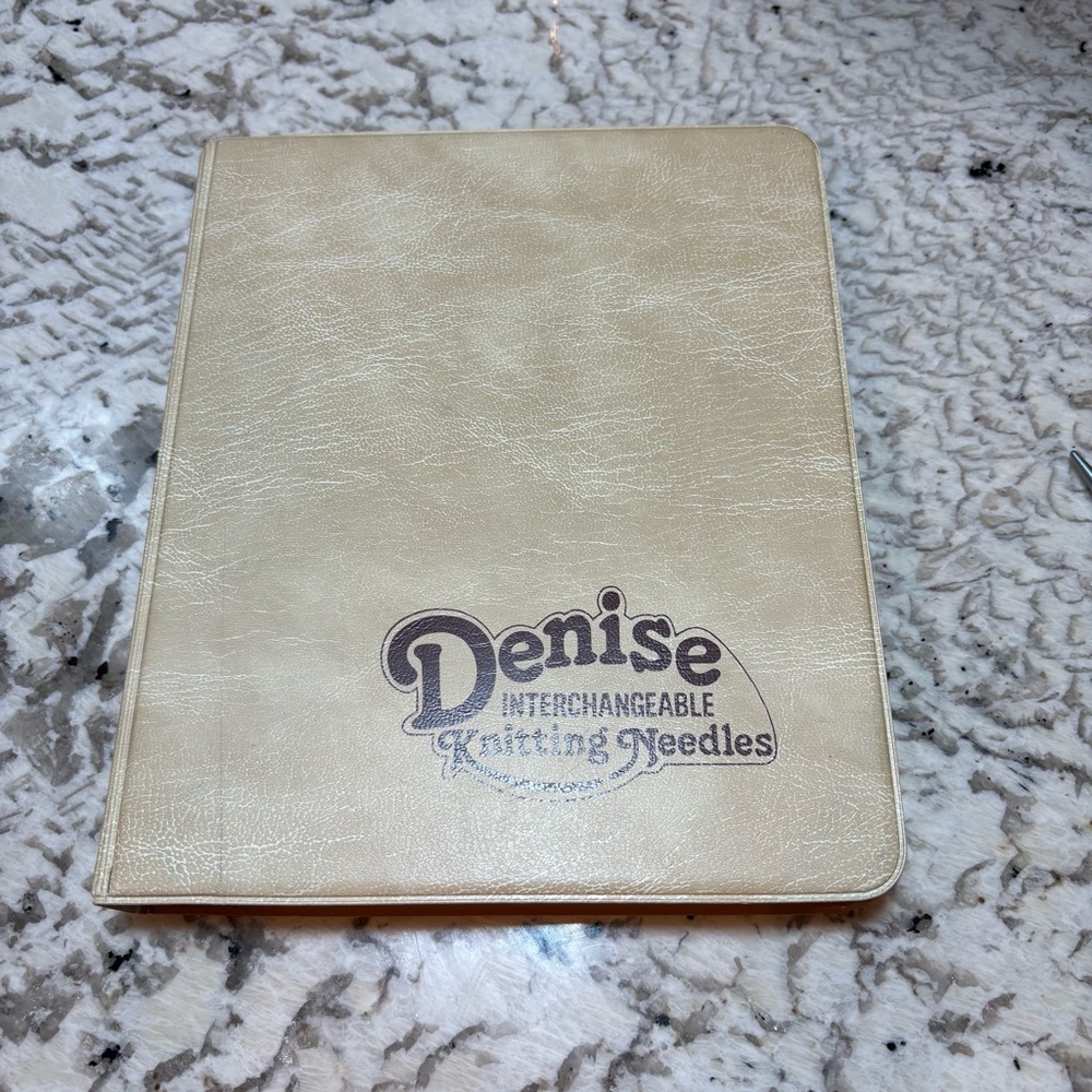 Denise interchangeable knitting needles + bonus bundle